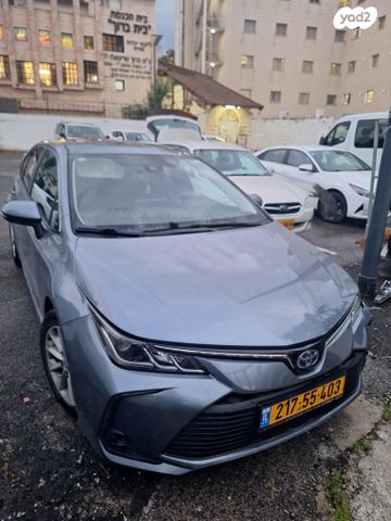 טויוטה קורולה