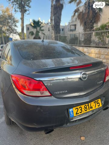 מודעת רכב אופל אינסיגניה