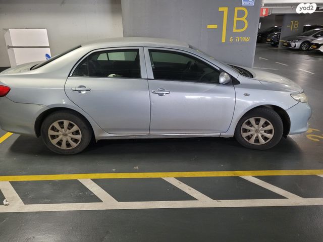 טויוטה קורולה