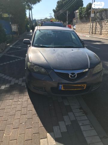 מודעת רכב מאזדה 3