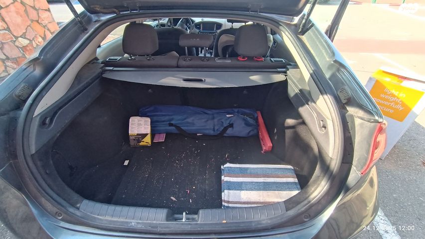 מודעת רכב יונדאי איוניק