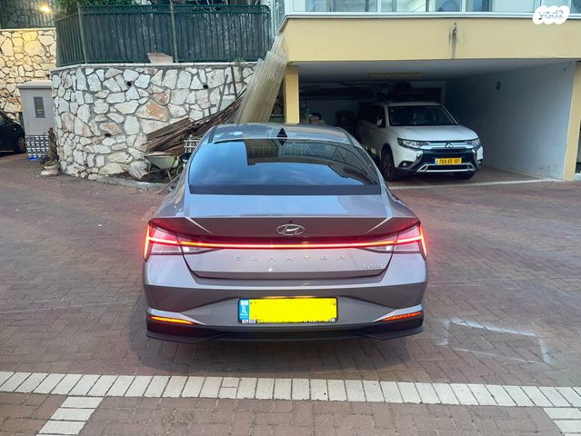 יונדאי אלנטרה