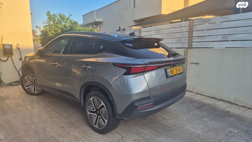 מודעת רכב צ׳רי FX