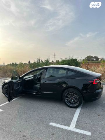 טסלה מודל 3