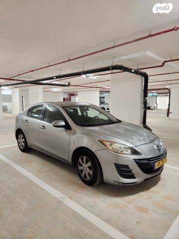 מודעת רכב מאזדה 3