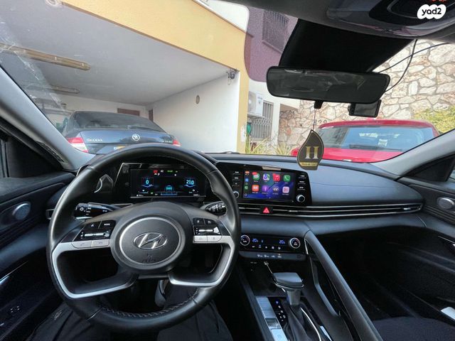 יונדאי אלנטרה