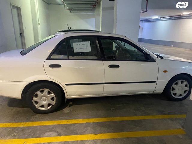 מודעת רכב מאזדה 323