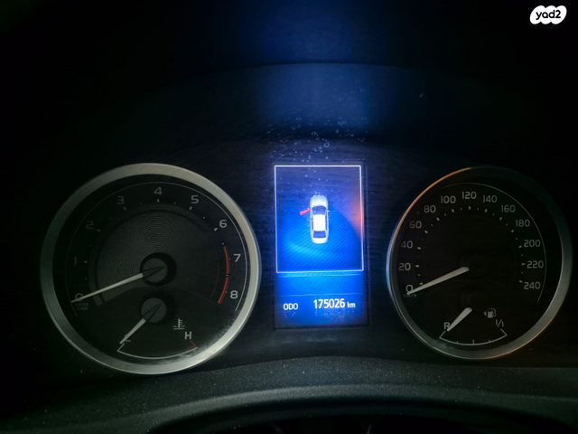 טויוטה קורולה