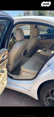 אלפא רומיאו ג'וליה