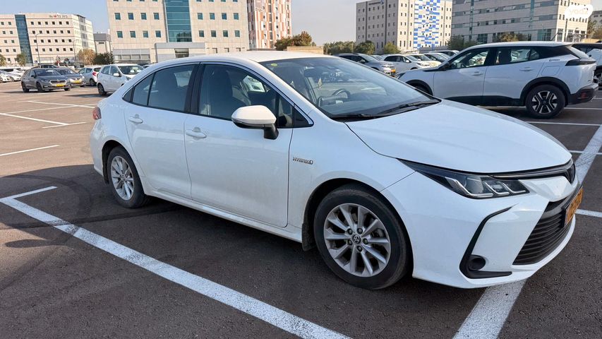 טויוטה קורולה