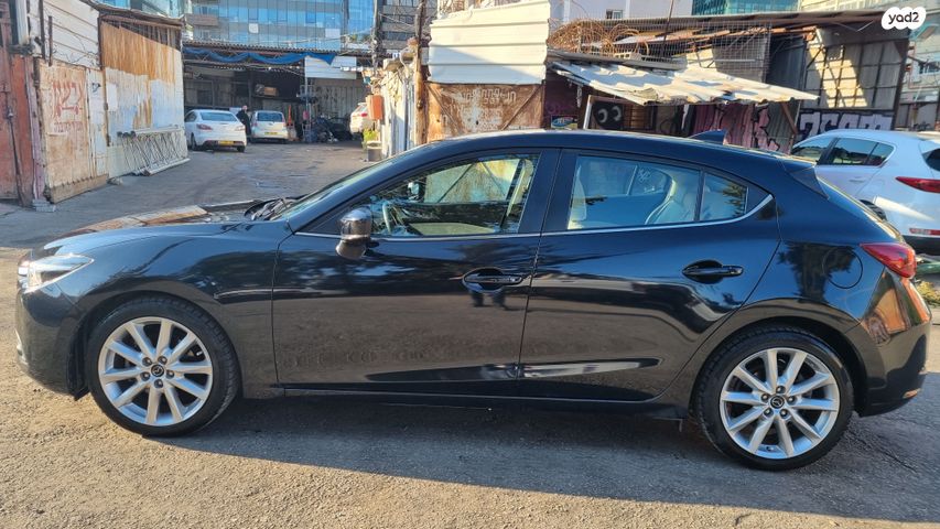 מודעת רכב מאזדה 3