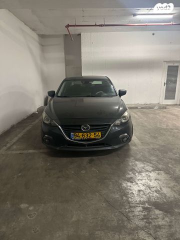 מודעת רכב מאזדה 3