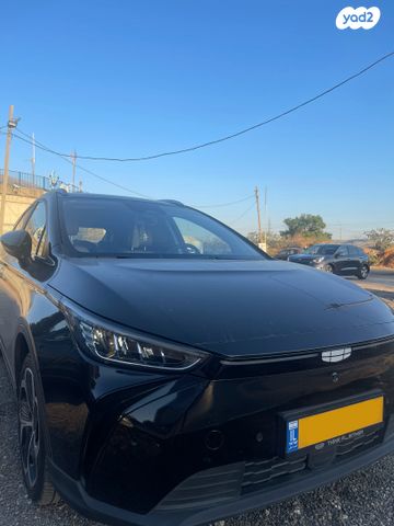 מודעת רכב ג׳ילי Geometry C