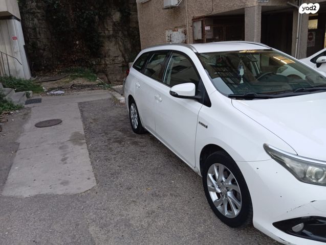 טויוטה אוריס