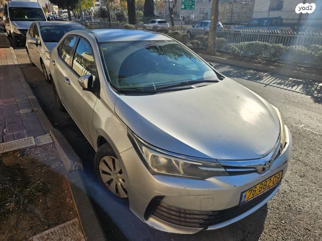 מודעת רכב טויוטה קורולה