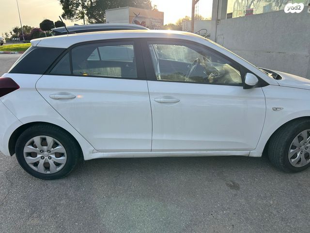 מודעת רכב יונדאי i20