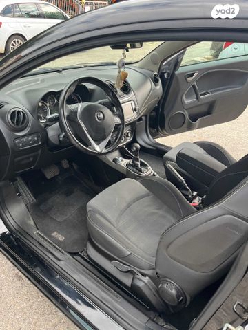 אלפא רומיאו מיטו