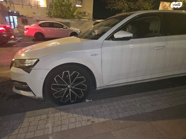 מודעת רכב סקודה סופרב