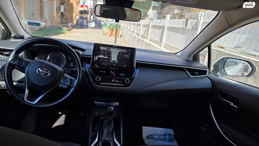 מודעת רכב טויוטה קורולה