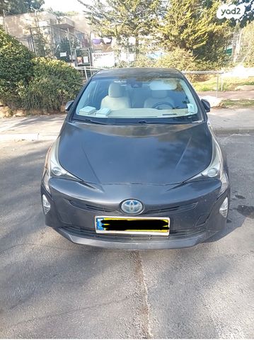 מודעת רכב טויוטה פריוס