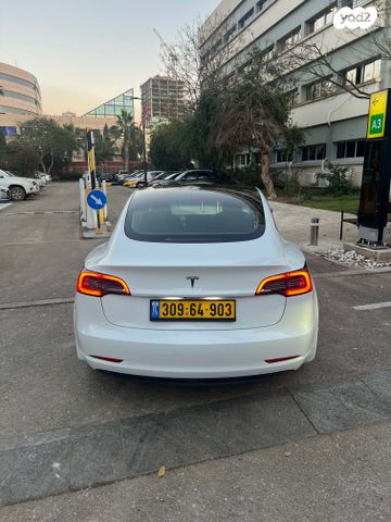 טסלה מודל 3