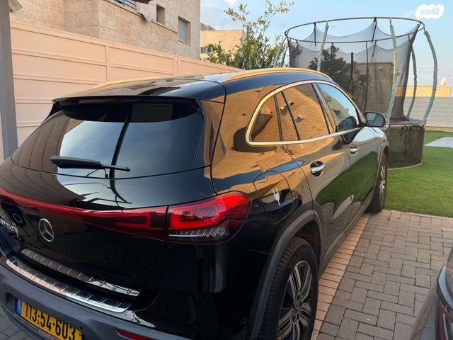 מרצדס-בנץ EQA