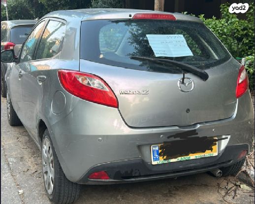 מודעת רכב מאזדה 2