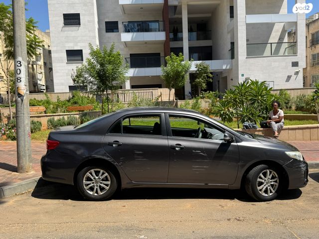 טויוטה קורולה