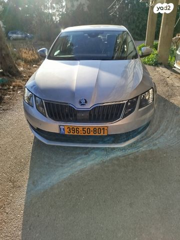 סקודה אוקטביה