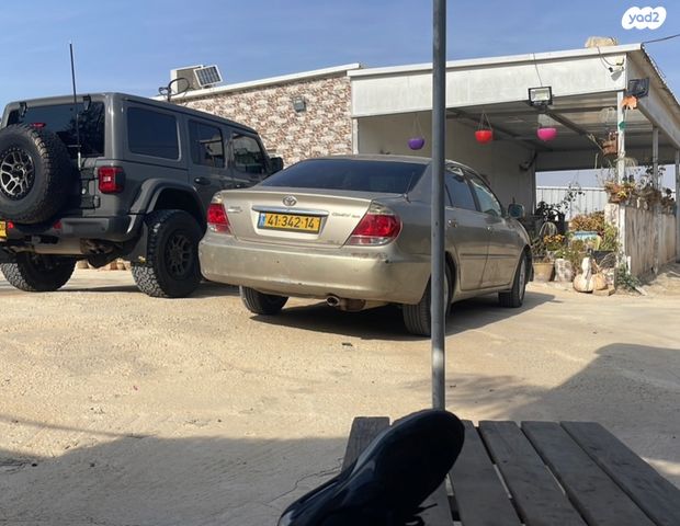 מודעת רכב טויוטה קאמרי