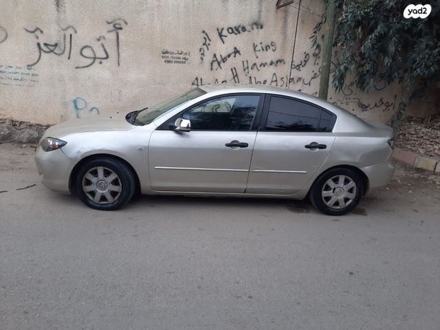 מודעת רכב מאזדה 3
