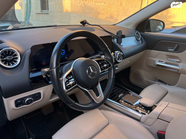 מרצדס-בנץ EQA