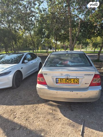 טויוטה קורולה