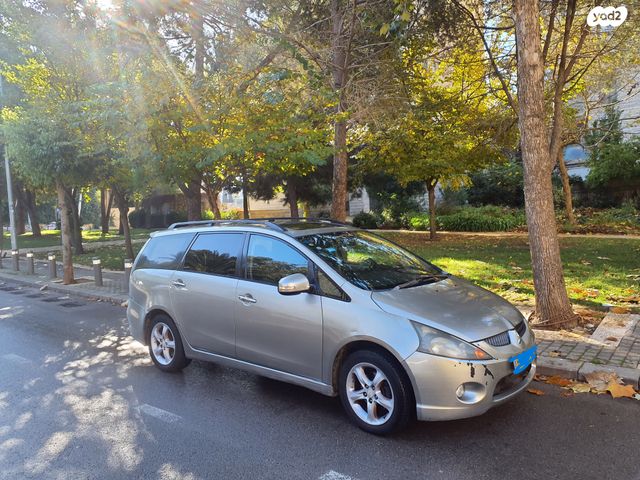 מודעת רכב מיצובישי גרנדיס