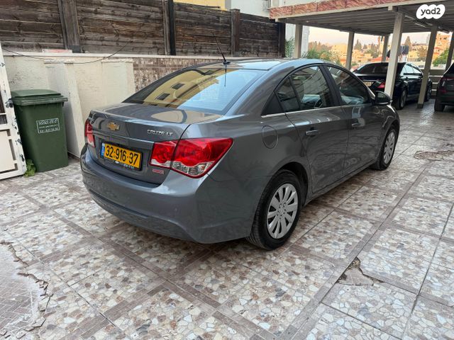 שברולט קרוז