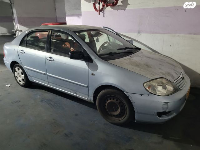 טויוטה קורולה