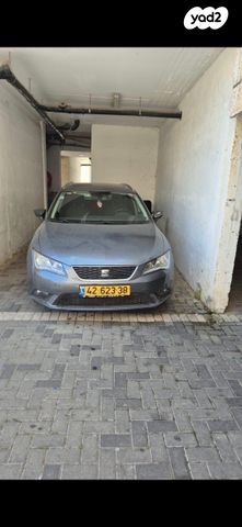 מודעת רכב סיאט לאון