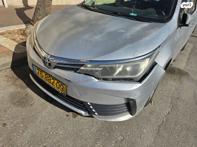 טויוטה קורולה