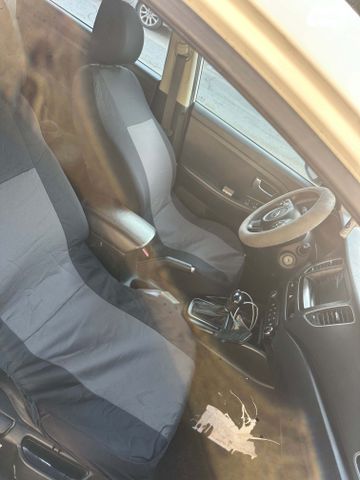 מודעת רכב קיה קארנס