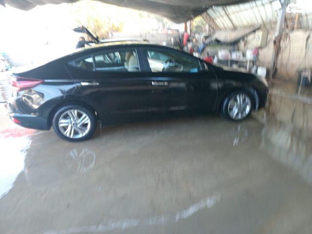 יונדאי אלנטרה