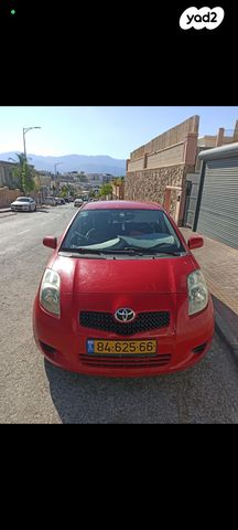 מודעת רכב טויוטה יאריס