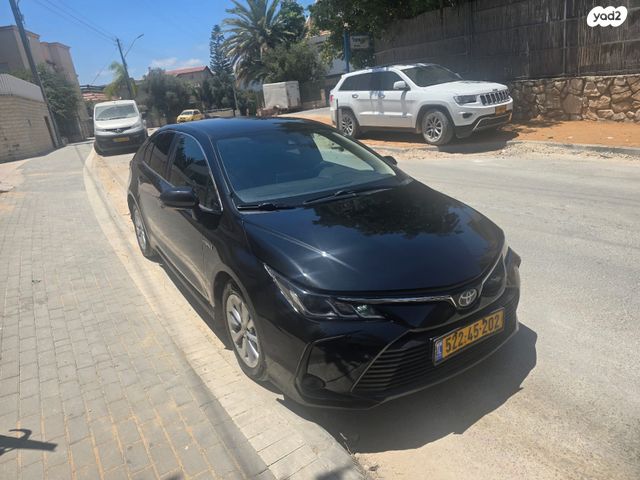 מודעת רכב טויוטה קורולה