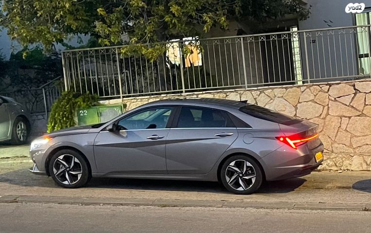 יונדאי אלנטרה