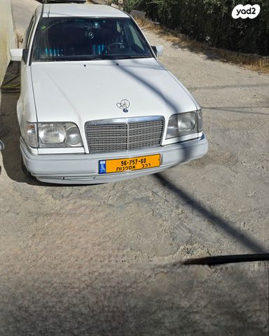מודעת רכב מרצדס-בנץ E-class