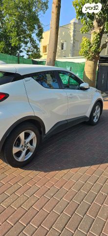 טויוטה C-HR