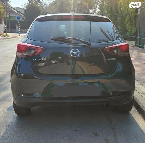 מודעת רכב מאזדה 2