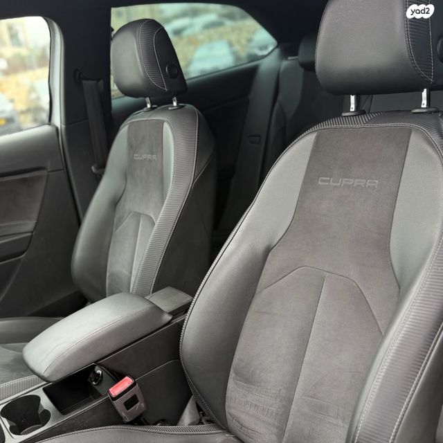 מודעת רכב סיאט לאון