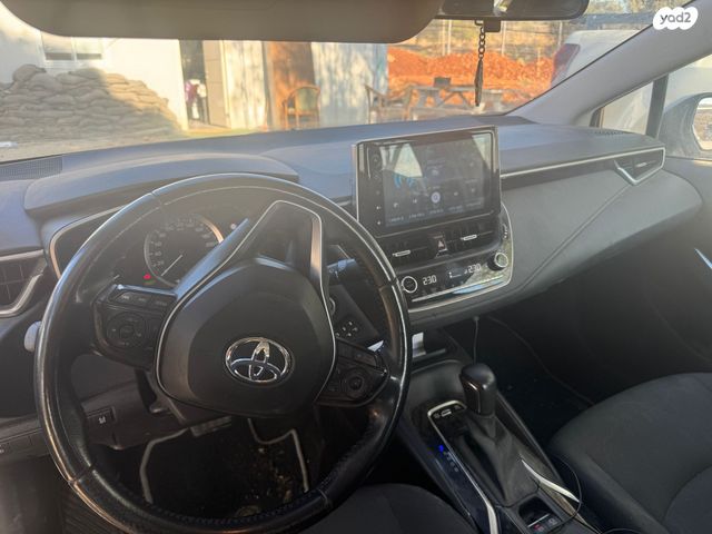 מודעת רכב טויוטה קורולה