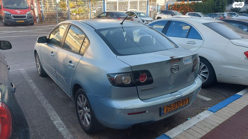 מאזדה 3