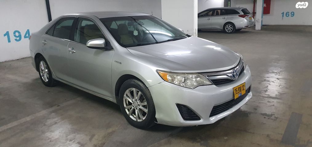 טויוטה קאמרי